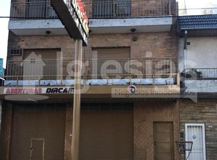 Local comercial · 152m²