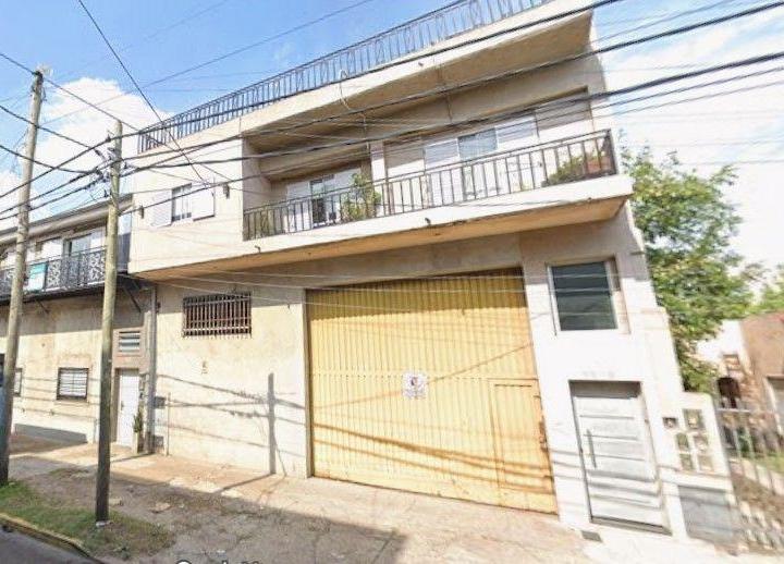 Bodega-Galpón · 200m²