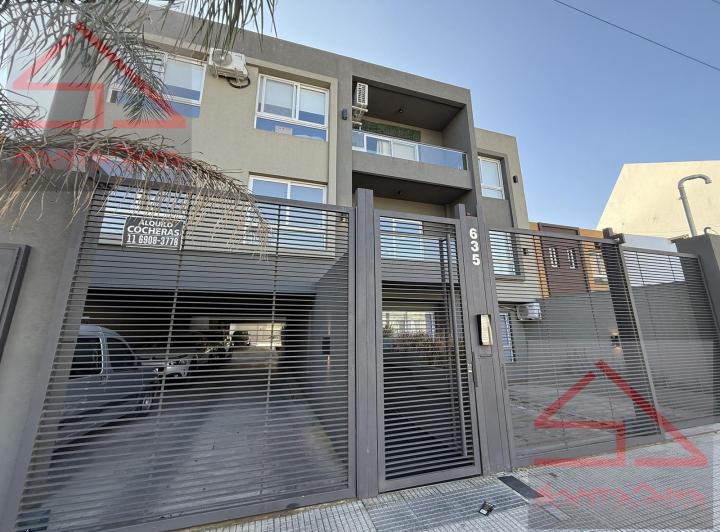 Departamento · 43m² · 2 Ambientes · 1 Cochera
