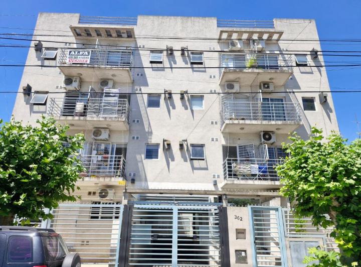 Departamento · 40m² · 2 Ambientes · 1 Cochera