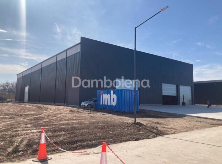 Depósito · 1800m²