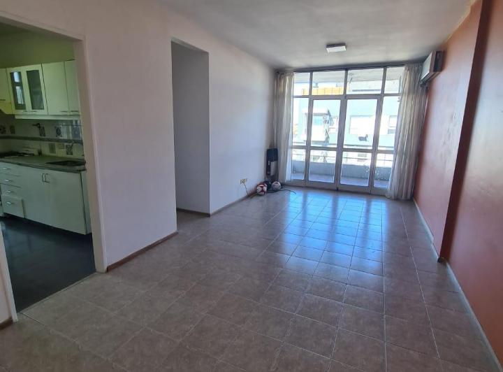 Edificio · 62m² · 3 Ambientes · 1 Cochera