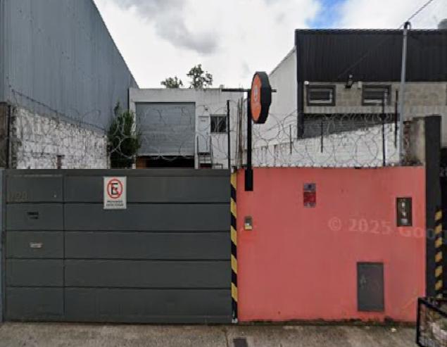 Depósito · 170m²