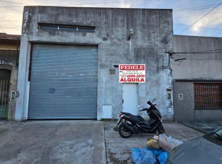 Bodega-Galpón · 400m²