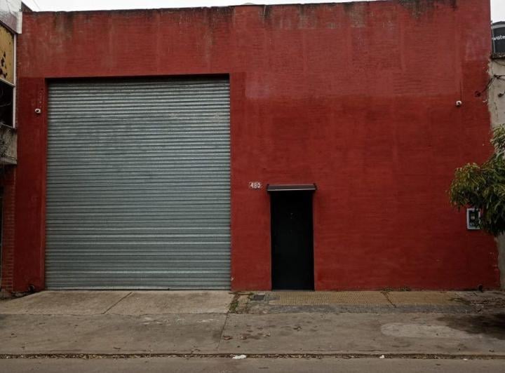 Bodega-Galpón · 200m²
