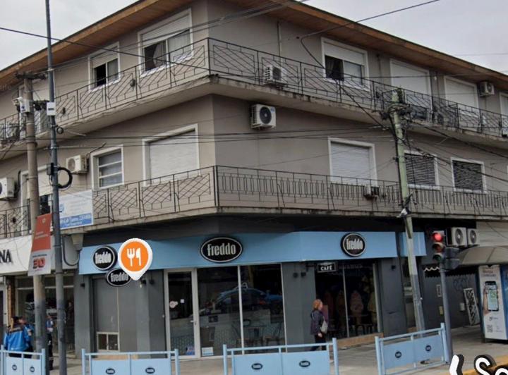 Local comercial · 90m²