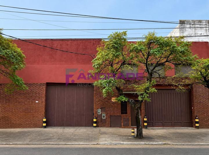 Bodega-Galpón · 800m² · 5 Ambientes