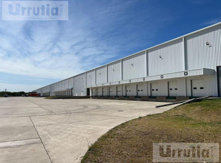 Depósito · 18900m²