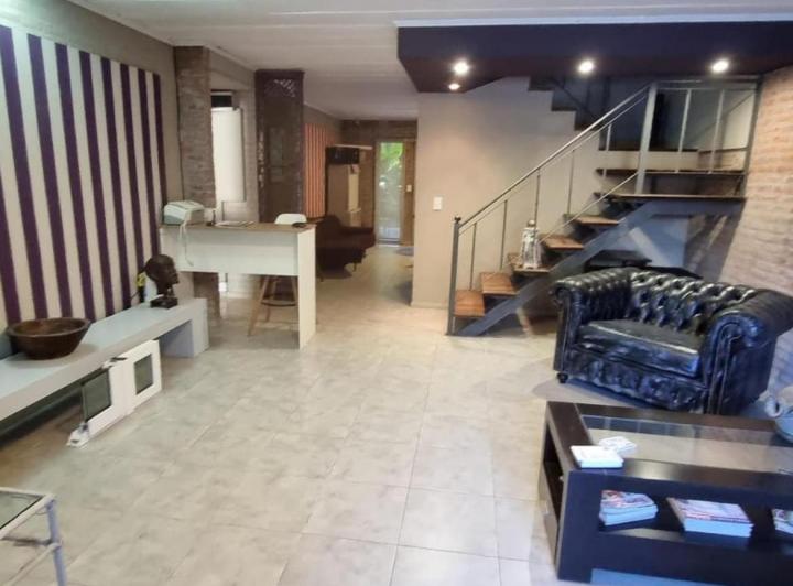 Oficina comercial · 340ha · 1 Ambiente · 2 Cocheras
