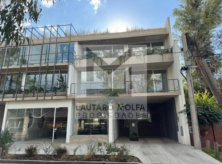 Oficina comercial · 35m² · 1 Ambiente · 1 Cochera