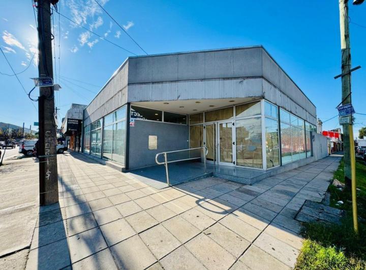 Local comercial · 360m²