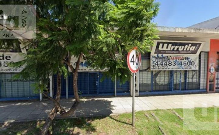 Local comercial · 240m²
