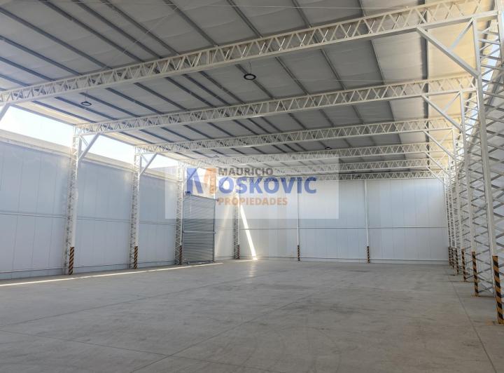 Depósito · 820m²