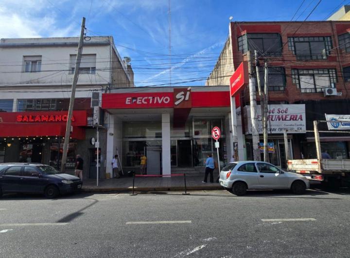 Local comercial · 521m²