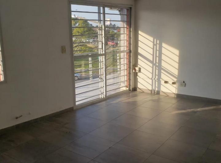 Oficina comercial · 75m² · 2 Ambientes · 1 Cochera