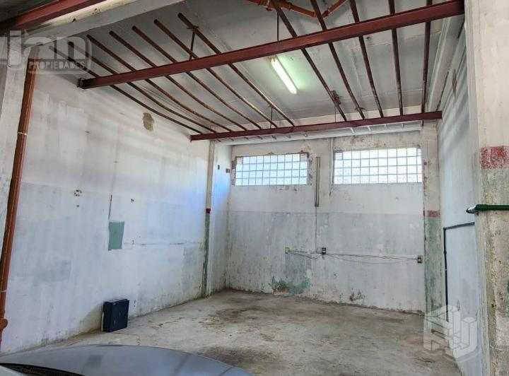 Depósito · 75m²