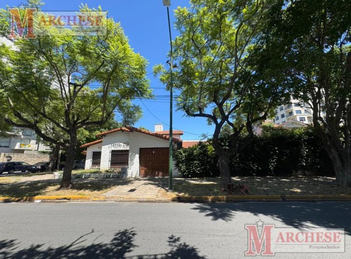 Local comercial · 340m² · 5 Ambientes · 1 Cochera