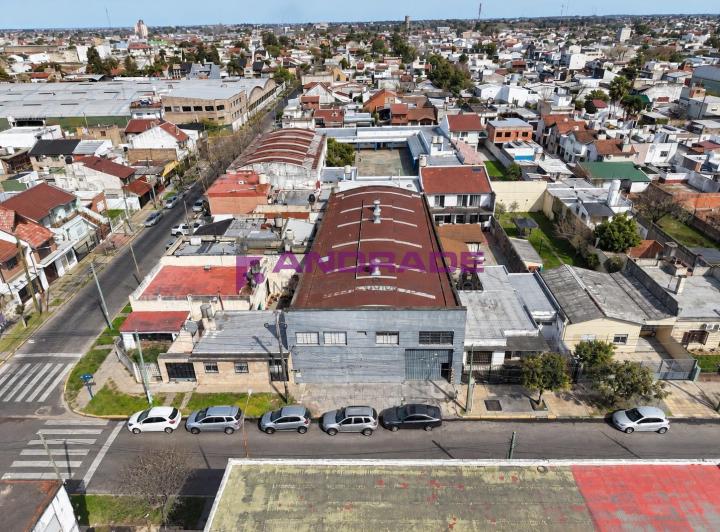 Depósito · 540m² · 5 Ambientes