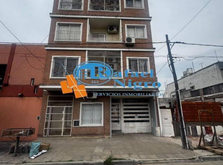 Departamento · 40m² · 2 Ambientes · 1 Cochera