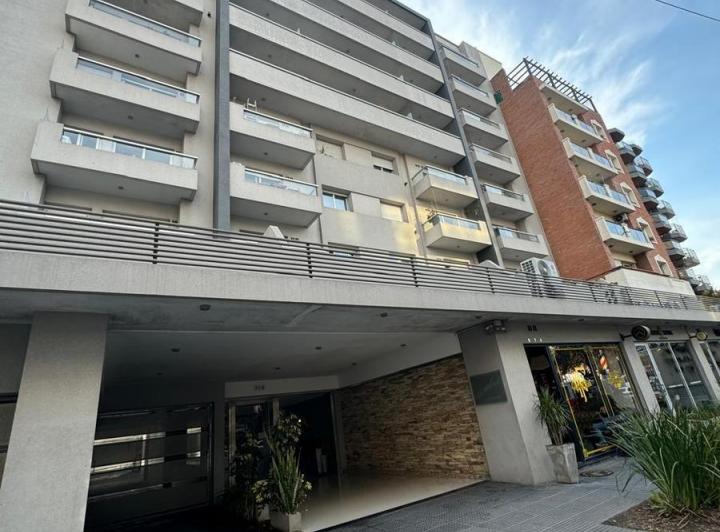 Garage · 12m² · 2 Ambientes · 1 Cochera