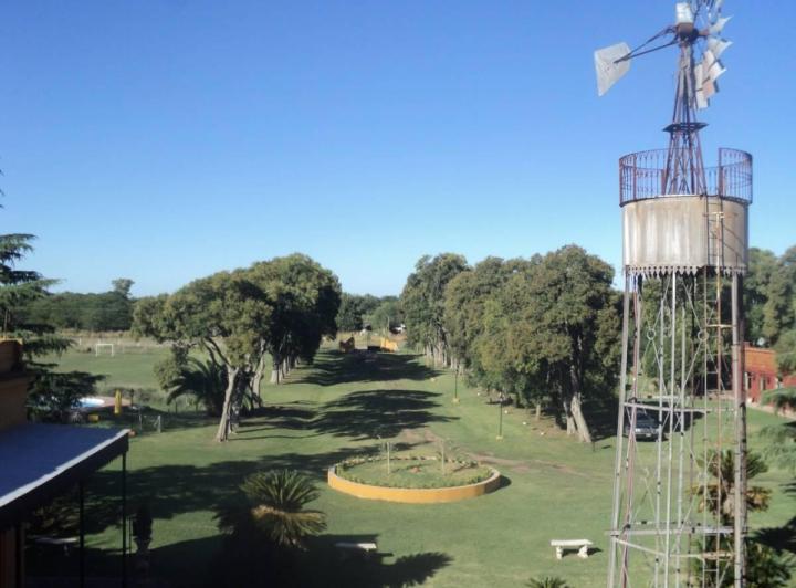 Hotel · 1300m² · 28 Ambientes · 10 Cocheras