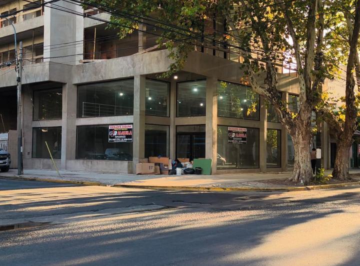 Terreno · 232m²