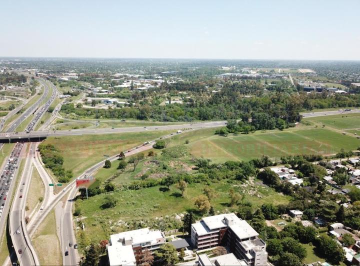 Terreno · 14600m²