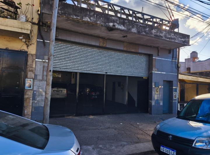 Bodega-Galpón · 205m²