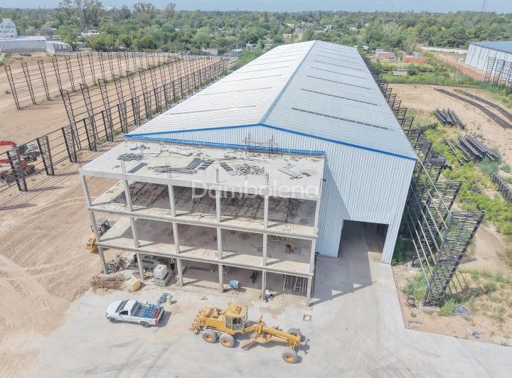 Bodega-Galpón · 3792m²