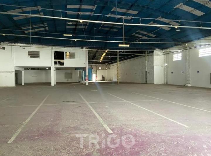 Depósito · 721m² · 1 Ambiente · 20 Cocheras