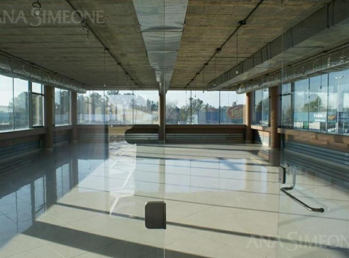 Oficina comercial · 200m²