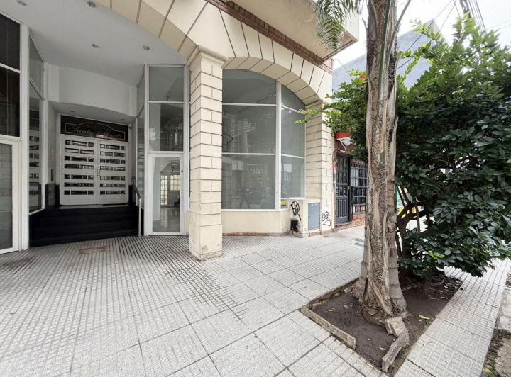 Local comercial · 48m²
