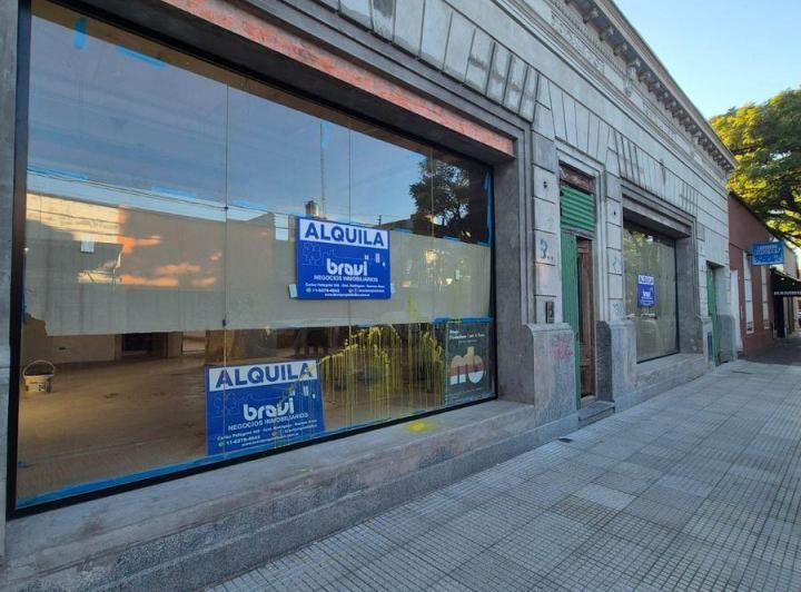 Local comercial · 292m² · 1 Cochera