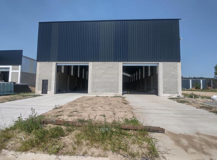 Bodega-Galpón · 900m²