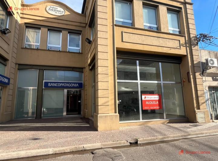 Local comercial · 165m² · 2 Ambientes