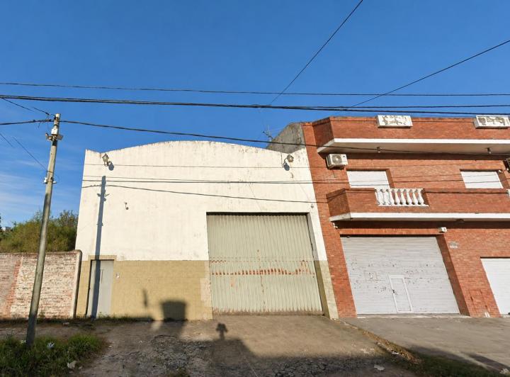 Bodega-Galpón · 1040m² · 15 Cocheras