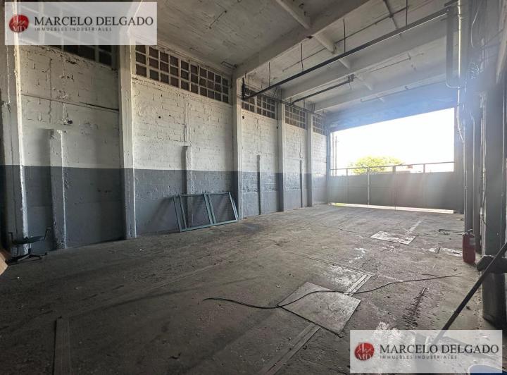 Bodega-Galpón · 700m²