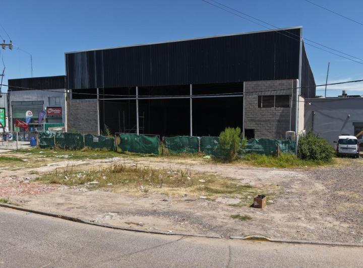 Local comercial · 1150m²