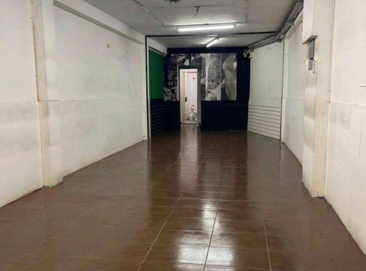 Local comercial · 100m²