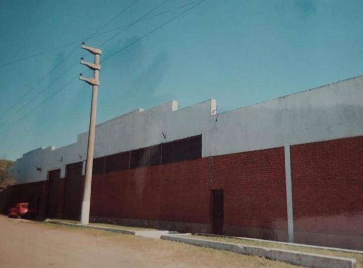 Bodega-Galpón · 8000m² · 1 Ambiente