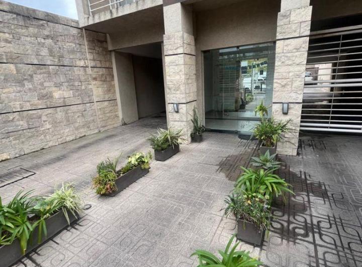 Departamento · 42m² · 2 Ambientes · 1 Cochera