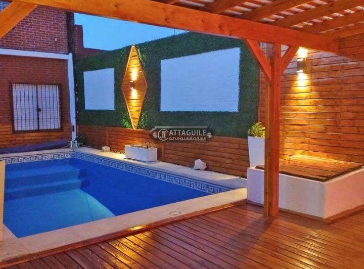 Oficina comercial · 348m² · 7 Ambientes · 1 Cochera