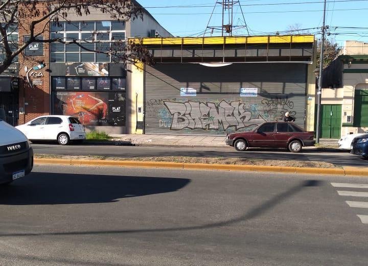 Local comercial · 300m²