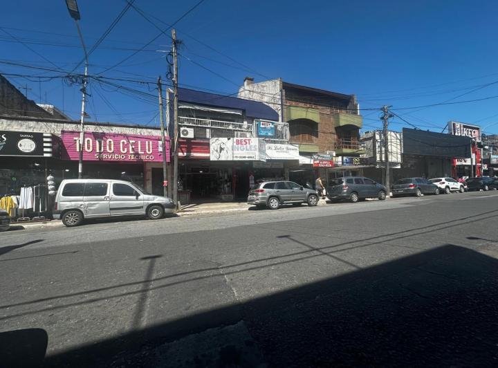 Oficina comercial · 240m²