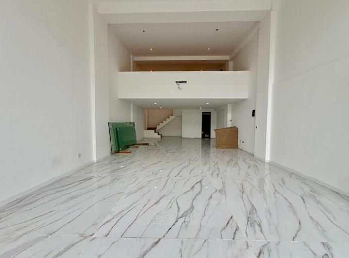 Local comercial · 95m²