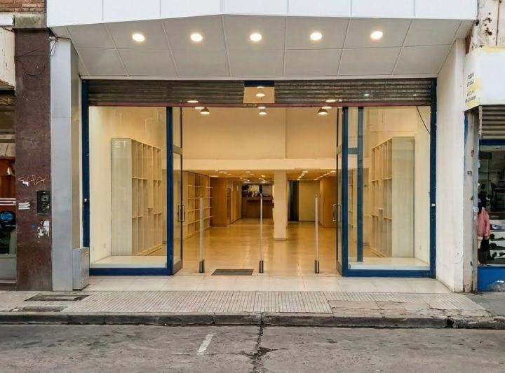 Local comercial · 420m²