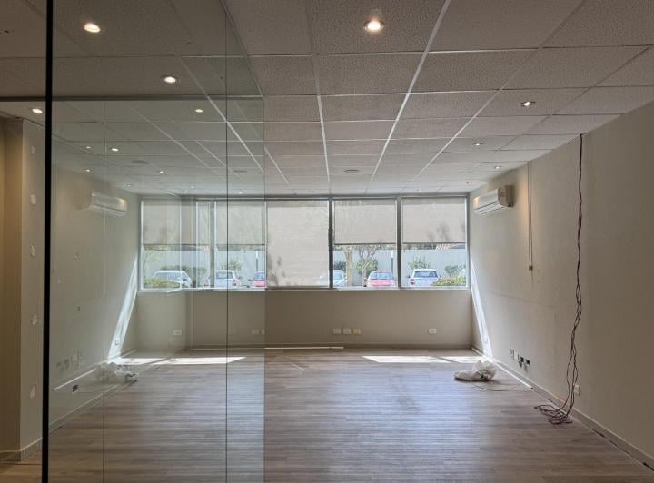 Oficina comercial · 54m² · 1 Ambiente · 2 Cocheras