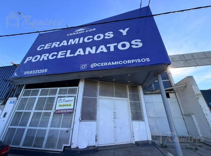 Bodega-Galpón · 200m²