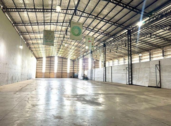 Bodega-Galpón · 1490m²
