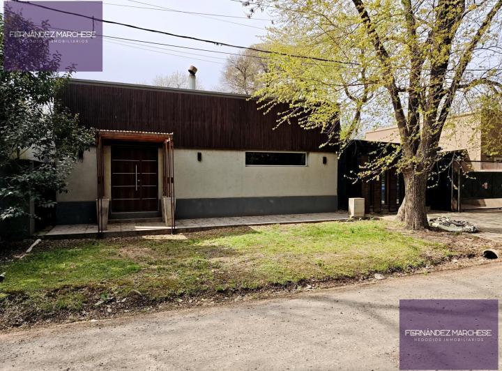 Casa · 15m² · 4 Ambientes · 1 Cochera
